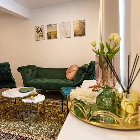 Muzsa Vendeghaz Apartment